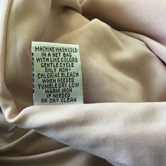 Barbie retro career dress by Donna Morgan. Pink of course. Stretch size 6 - Picture 6 of 8